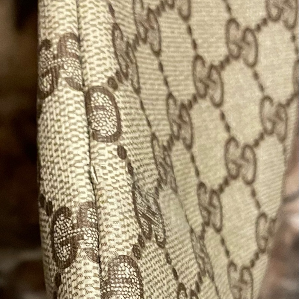 Gucci Monogram Beige Drawstring Bag - Picture 8 of 9